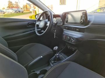 Car image 22