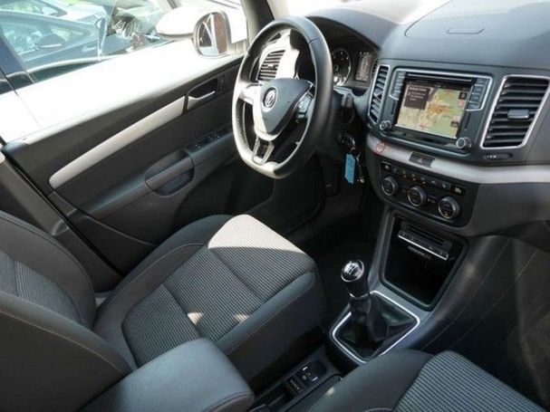 Volkswagen Sharan 2.0 TDI BlueMotion Technology Comfortline 110 kW image number 6