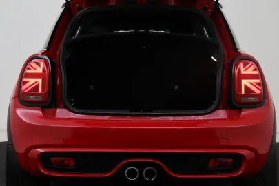 Car image 49