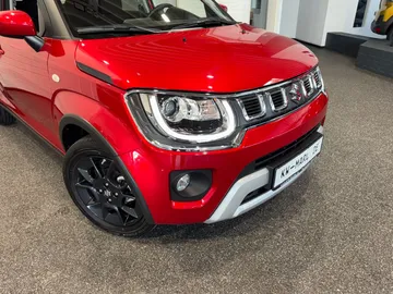 Car image 3