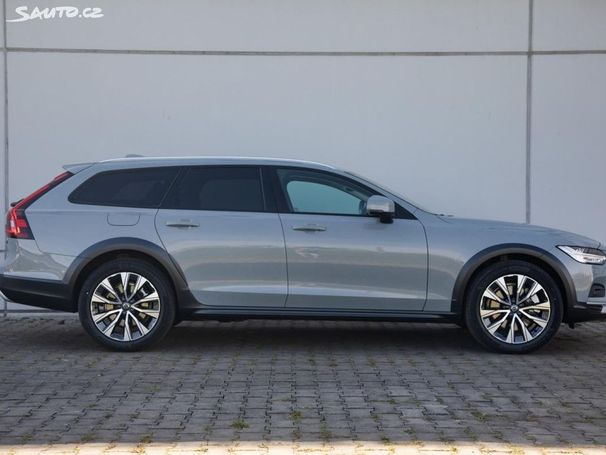 Volvo V90 Cross Country AWD 145 kW image number 6