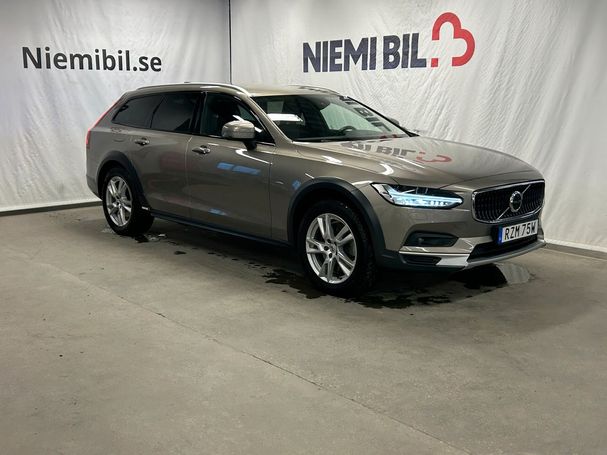 Volvo V90 Cross Country AWD B5 185 kW image number 18