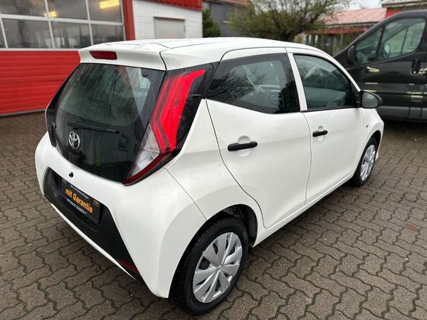 Toyota Aygo 53 kW image number 6