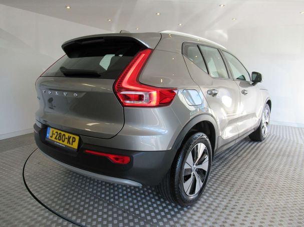 Volvo XC40 1.5 T2 95 kW image number 3