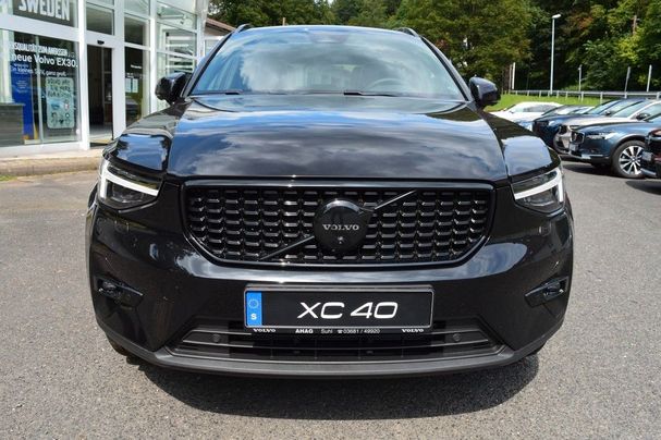 Volvo XC40 B4 Ultra Black Edition 145 kW image number 3