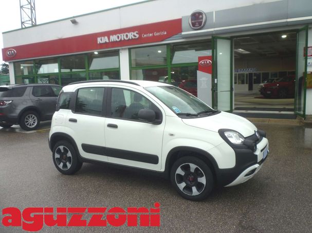 Fiat Panda Cross 1.0 Hybrid City 51 kW image number 3