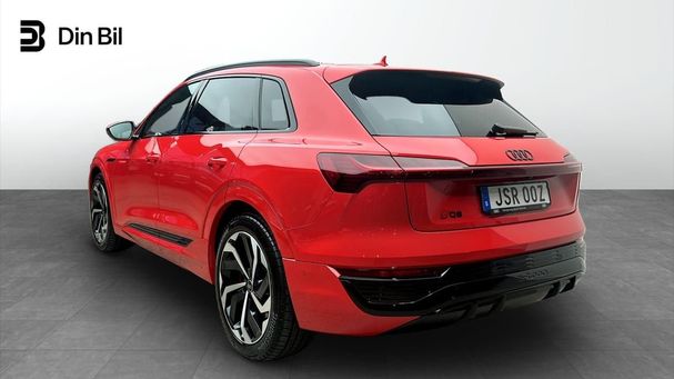 Audi Q8 55 quattro e-tron S-line 304 kW image number 4