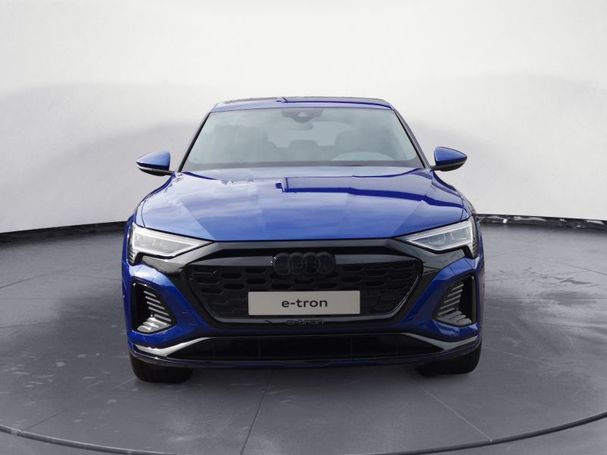 Audi Q8 50 quattro e-tron S-line 250 kW image number 3