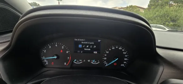 Car image 31
