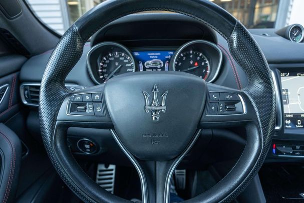 Maserati Levante Q4 GranLusso 257 kW image number 11