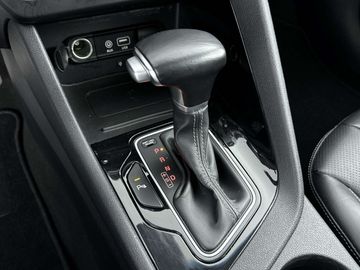 Car image 30