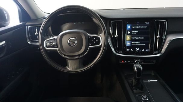 Volvo V60 D3 Momentum 111 kW image number 6