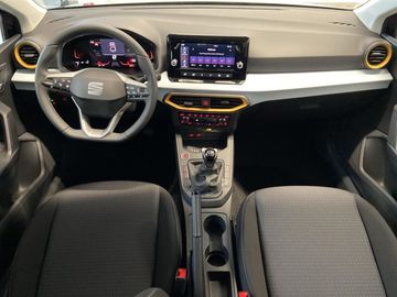 Car image 10