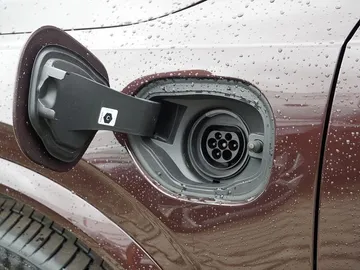Car image 33