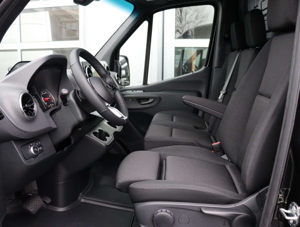 Mercedes-Benz Sprinter 319 CDI 140 kW image number 4