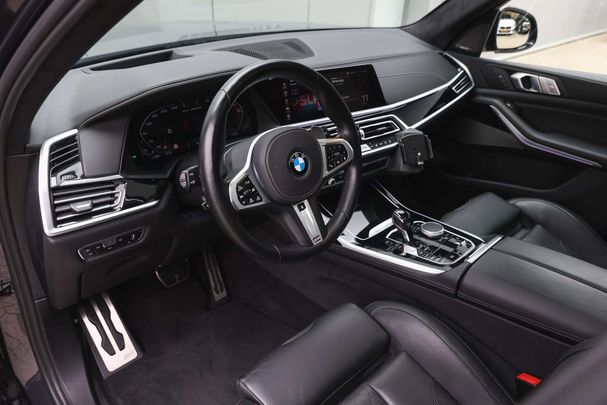 BMW X7 M50i xDrive 390 kW image number 10