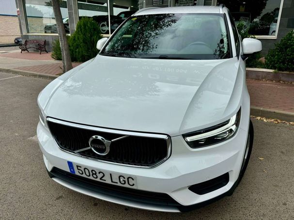 Volvo XC40 D3 Plus 110 kW image number 3