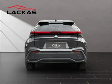 Car image 4