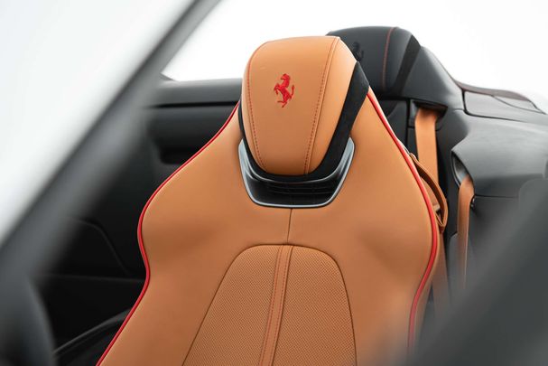 Ferrari Roma Spider 456 kW image number 27