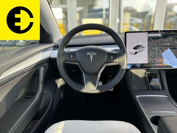 Tesla Model 3 Performance AWD 340 kW image number 4