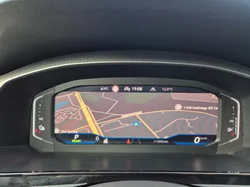 Car image 25