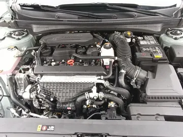 Car image 26
