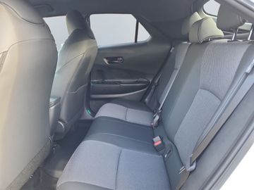 Car image 11