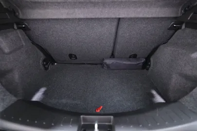 Car image 41