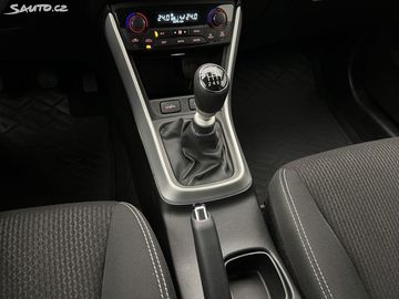 Car image 26