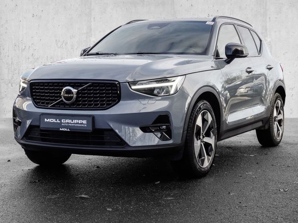 Volvo XC40 B3 Plus Dark 120 kW image number 1