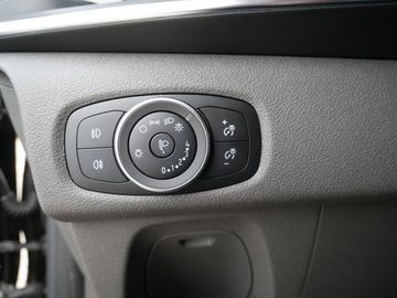 Car image 24