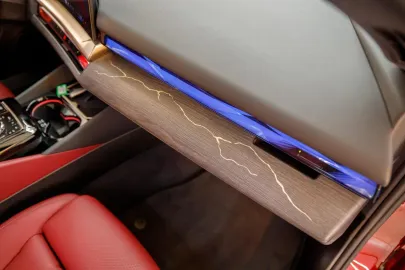 Car image 37