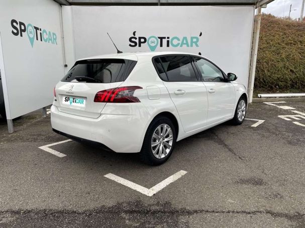 Peugeot 308 1.2 PureTech 110 Style 82 kW image number 3