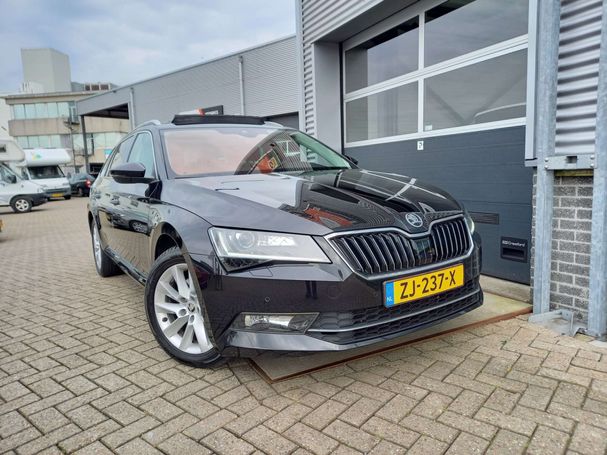 Skoda Superb Combi 1.5 TSI ACT Ambition 110 kW image number 3