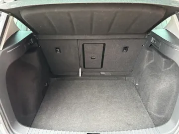 Car image 43