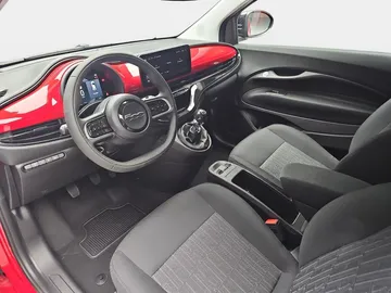 Car image 20