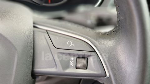 Car image 36