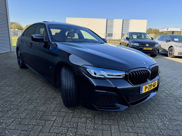 BMW 540i 246 kW image number 3