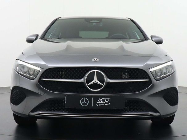 Mercedes-Benz A 250 e 160 kW image number 8