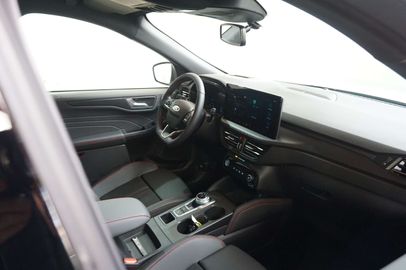 Car image 30