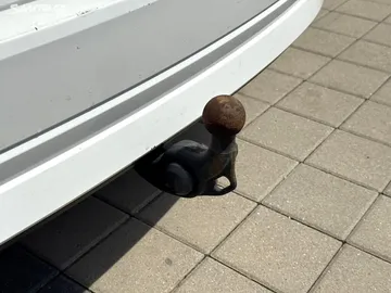 Car image 29