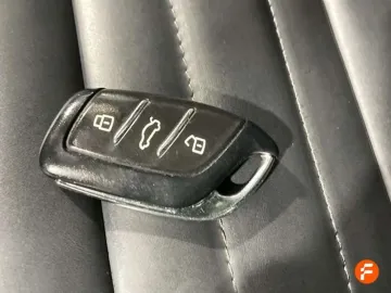 Car image 34