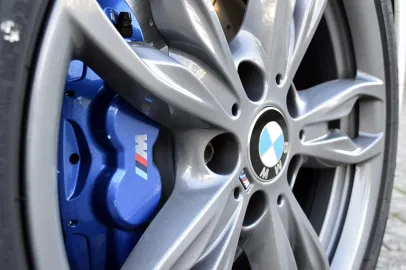 Car image 38
