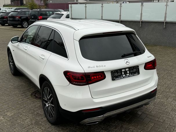 Mercedes-Benz GLC 300 e 4Matic 235 kW image number 8