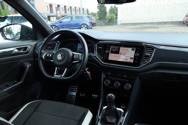 Volkswagen T-Roc 1.5 TSI Sport 110 kW image number 4