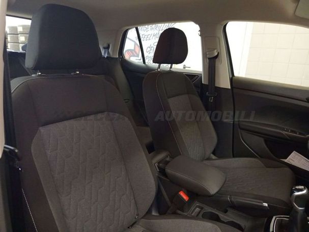 Volkswagen T-Cross 1.0 TSI Life 70 kW image number 17