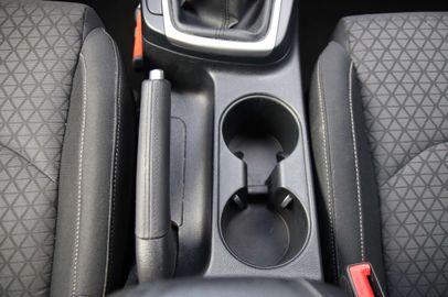 Car image 33