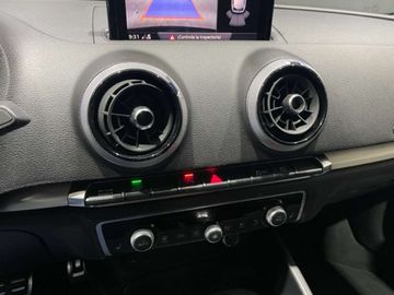 Car image 36