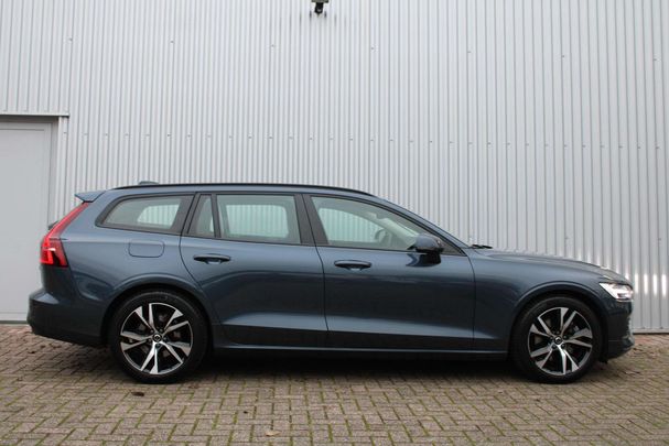 Volvo V60 B3 Essential 120 kW image number 4