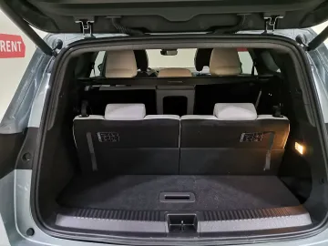 Car image 34